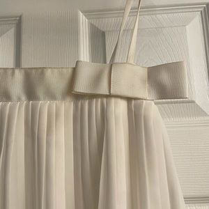 White cocktail dress 👗